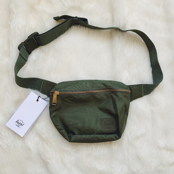 herschel fifteen hip pack light